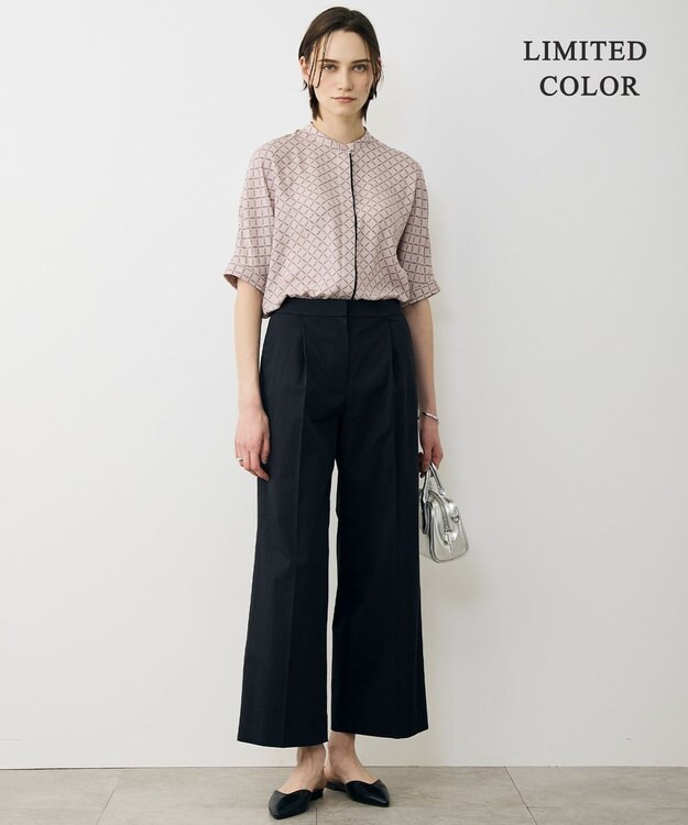 ICB L 【先行予約・WEB限定カラーあり】BackSatinAmunzen 5分袖バンドカラーブラウス ヘイズピンク×スクエアビット柄［WEB限定］