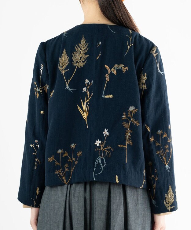 muuc ボタニカル刺繍のジャケット ネイビー