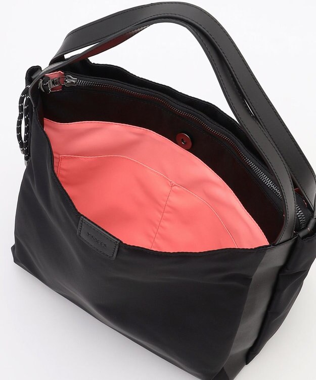 Y'SACCS 【大人のおしゃれ手帖10月号掲載】市川実和子×Y'SACCS　ナイロンすっきりトート ブラック