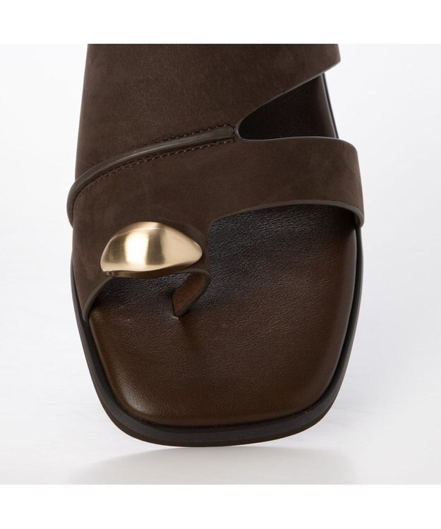 ing <ing>スクエアトングサンダル ダークブラウン