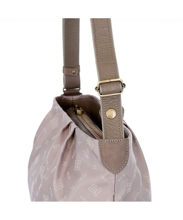 IBIZA ロゴナイロン　ショルダーバッグ ライトパープル