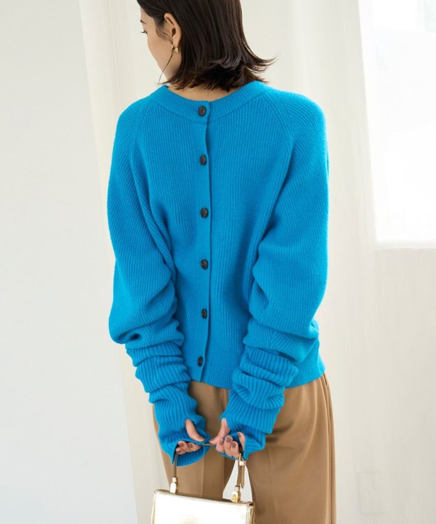 UNFILO ふわふわニット アームウォーマー ブルー