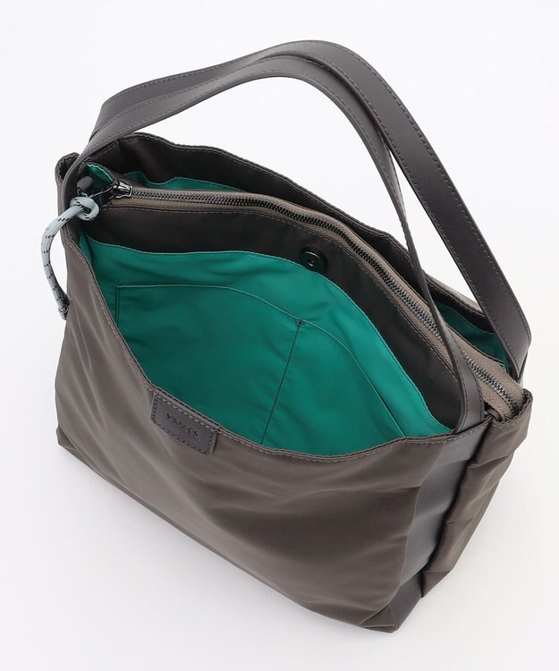 Y'SACCS 【大人のおしゃれ手帖10月号掲載】市川実和子×Y'SACCS　ナイロンすっきりトート ダークグレー