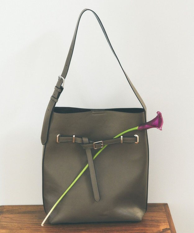 YECCA VECCA ベルトデザインワンハンドルショルダーバッグ Dark Brown