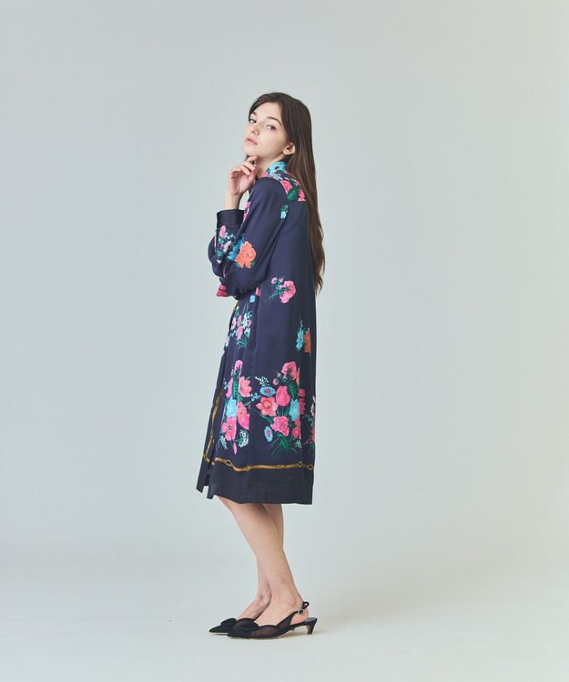 GRACE CONTINENTAL ボタニカルスカーフプリントワンピース ネイビー
