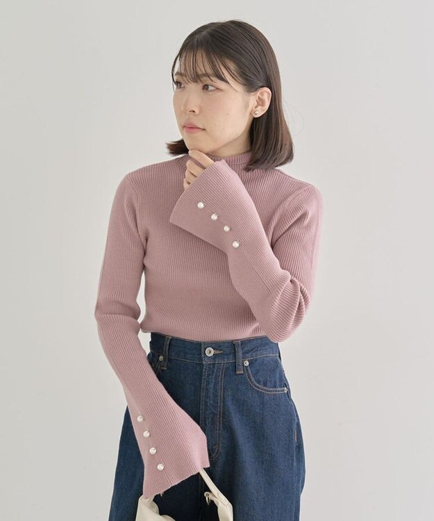 Green Parks ・ｓｗｉｎｇ　ｂｙ　袖パールボタンハイネックニット Pink