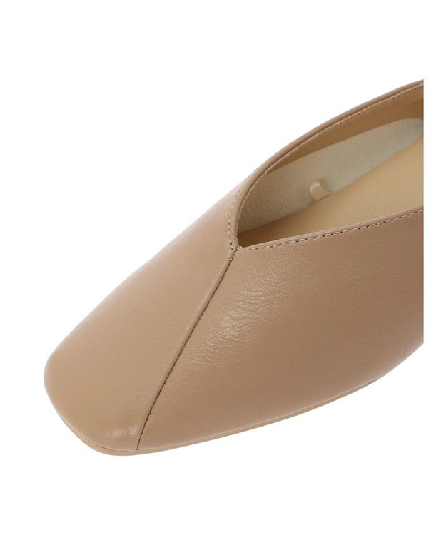 Green Parks ・ｍｉｎｉａ　ウッドヒールパンプス Beige