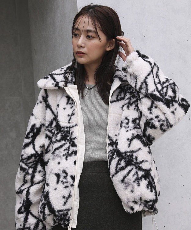 Green Parks リバーシブルプリント柄ボアブルゾン Ecru