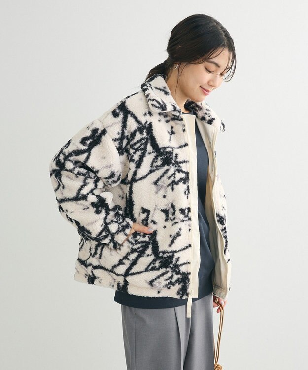 Green Parks リバーシブルプリント柄ボアブルゾン Ecru