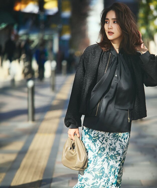 23区 【洗える】ニュアンスフラワープリント フレア スカート ダークグリーンプリント