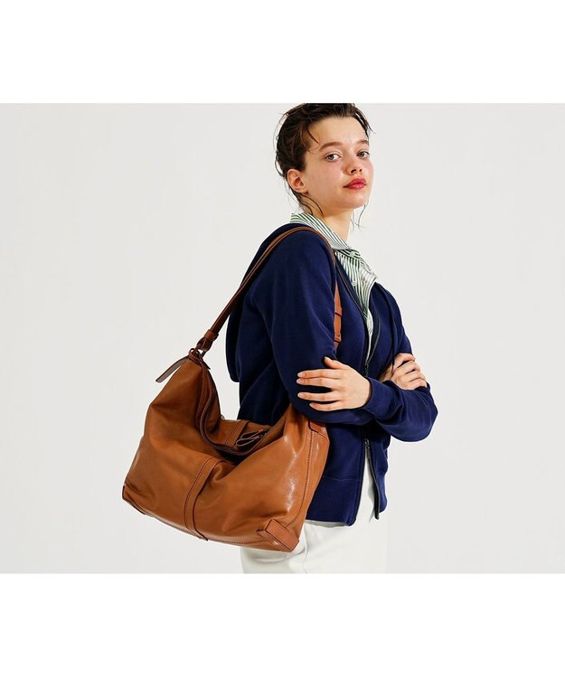 genten ライトシープ　ショルダーバッグ大 キャメル