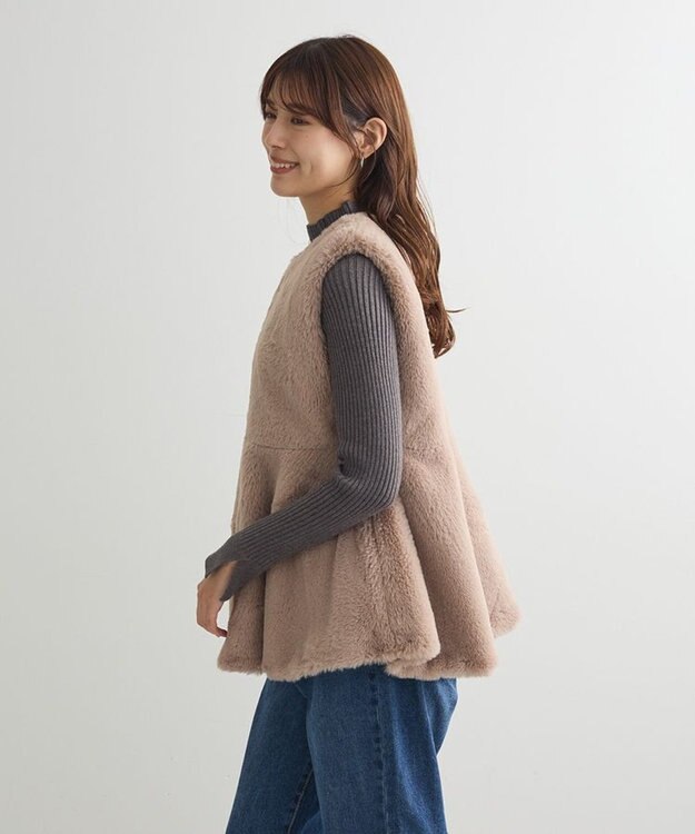 Green Parks ・ＥＬＥＮＣＡＲＥ　ＤＵＥペプラムフェイクファーベス Mocha