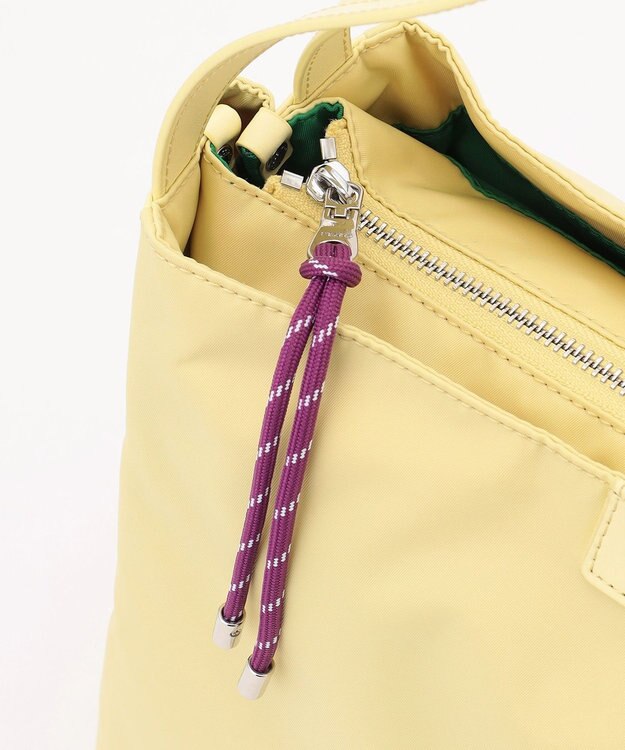 Y'SACCS 【大人のおしゃれ手帖10月号掲載】市川実和子×Y'SACCS　ナイロンすっきりトート イエロー系その他