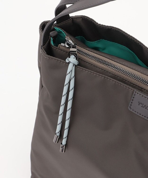 Y'SACCS 【大人のおしゃれ手帖10月号掲載】市川実和子×Y'SACCS　ナイロンすっきりトート ダークグレー