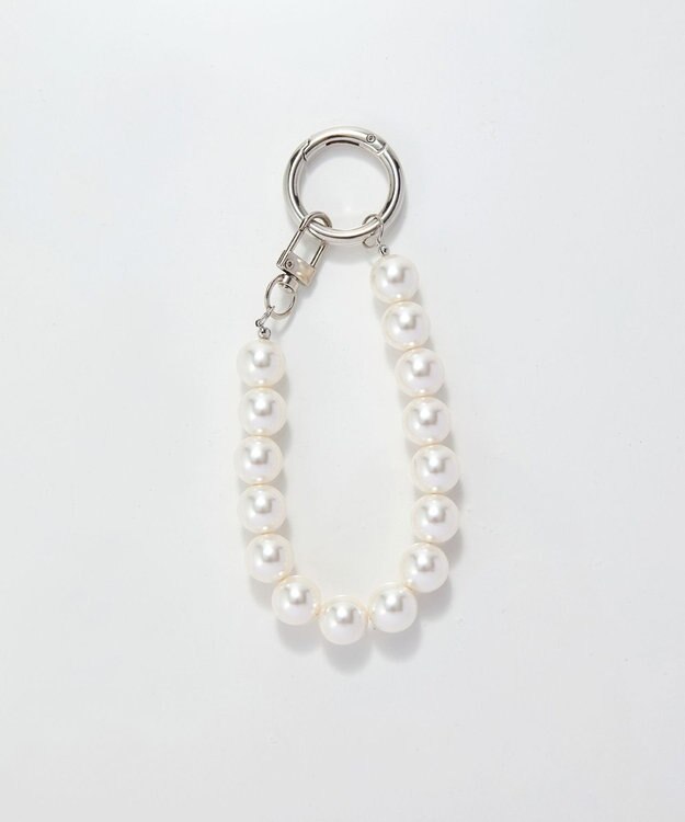 Phoebe ボリュームボールストラップチャーム　パール