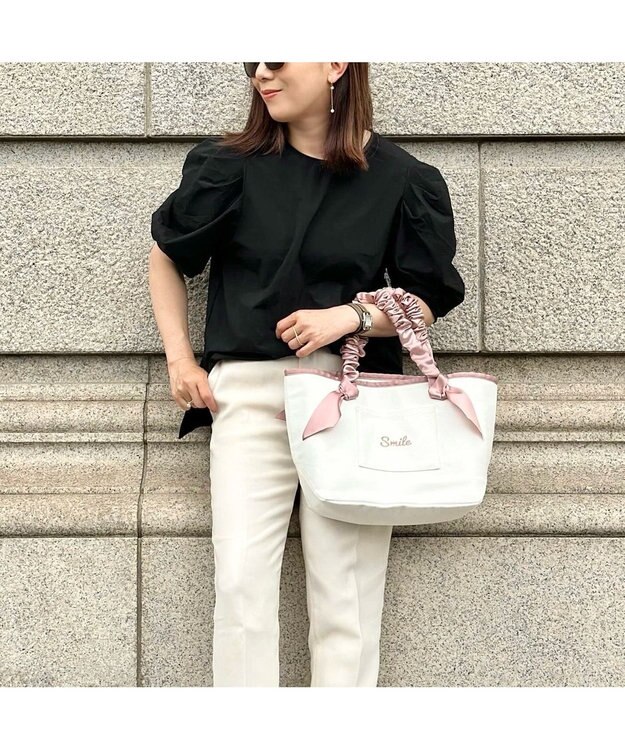 LA BAGAGERIE 【インスタグラマー Chiyoさん×LA BAGAGERIE】ギャザーリボンハンドルトート ピンクベージュ