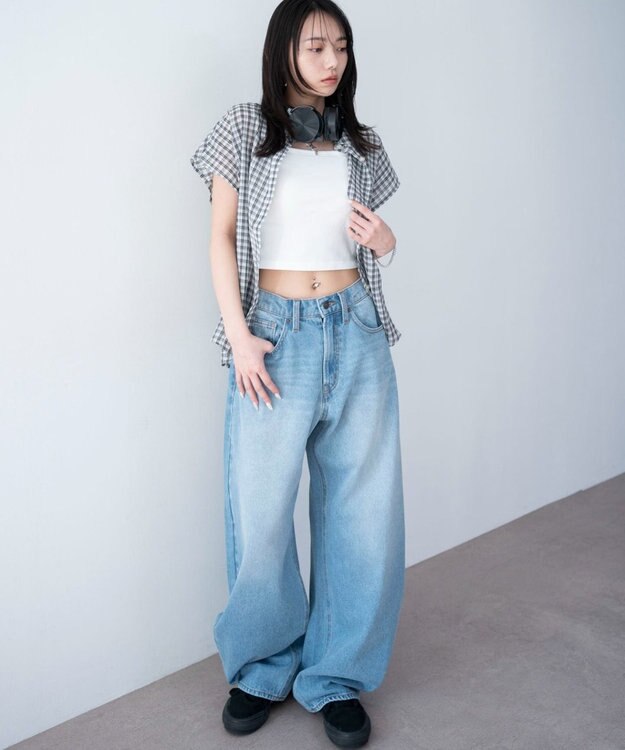 WEGO ワイドカーブデニムパンツ デニム淡加工色