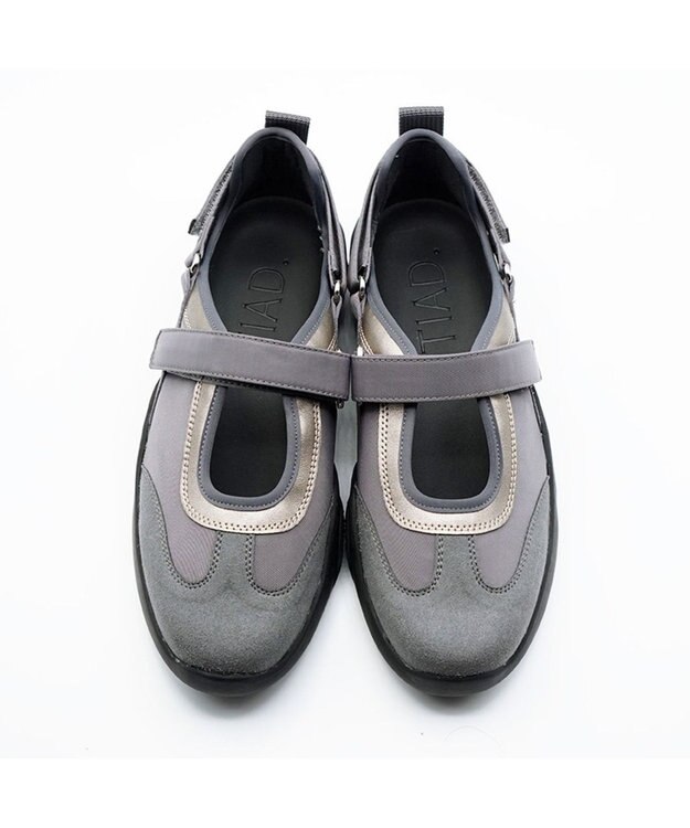 APOM ウォーターレジストメリージェーンスニーカー グレー
