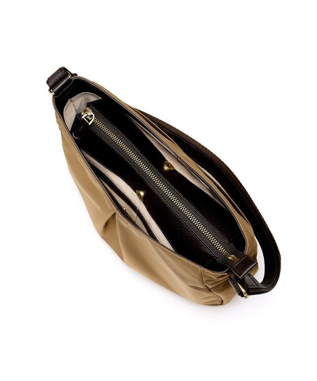 IBIZA ディアリオ　ナイロン　ショルダーバッグ オーク