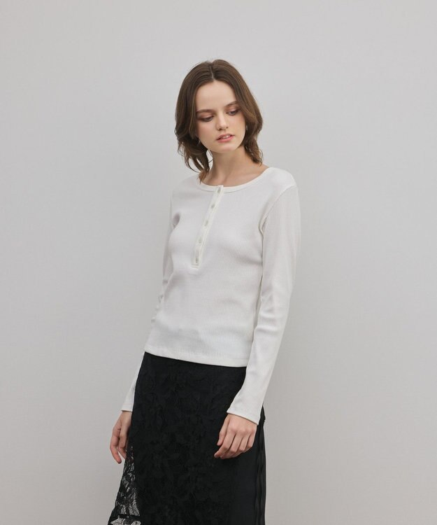 GRACE CONTINENTAL ヘンリーネックカットトップ ホワイト