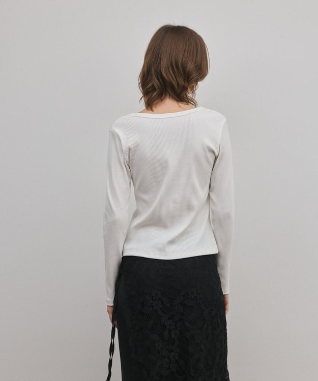 GRACE CONTINENTAL ヘンリーネックカットトップ ホワイト