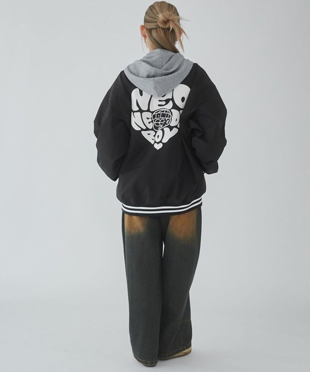 WEGO 【ユニセックス着用ITEM】グラフィックフードスタジャン ブラック