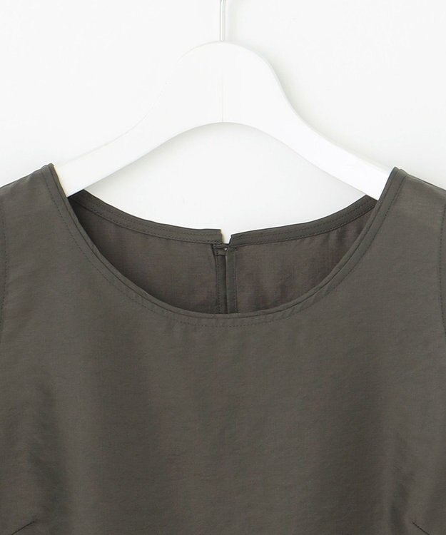 23区 【SLOW/一部店舗限定】ブライトヴィンテージクロス ノースリーブ ブラウス グレー系