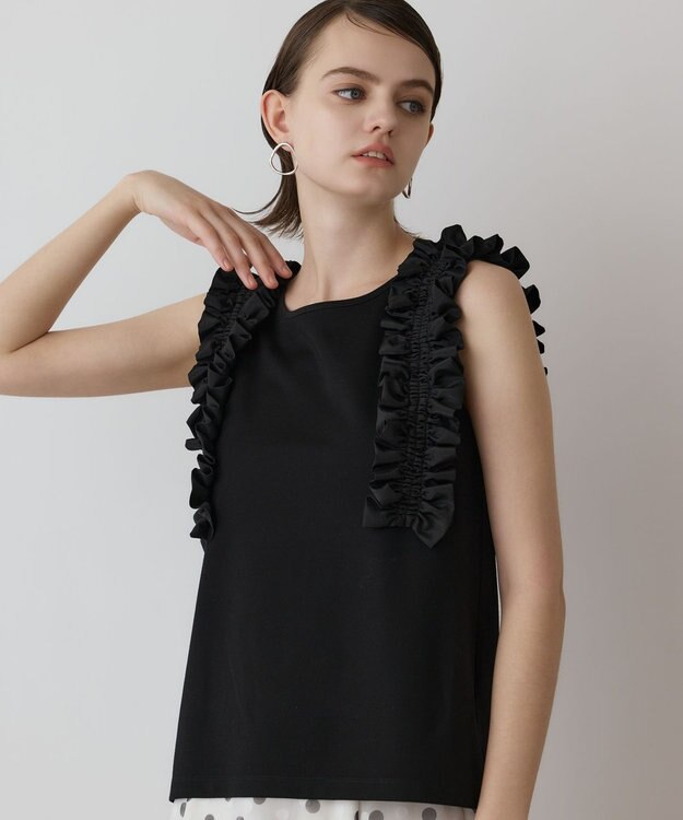 GRACE CONTINENTAL フリルカットトップ ブラック