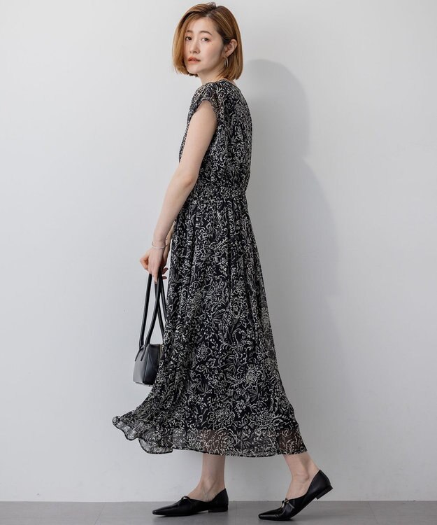 23区 【洗える】アンティークフラワープリント ワンピース ブラックベース