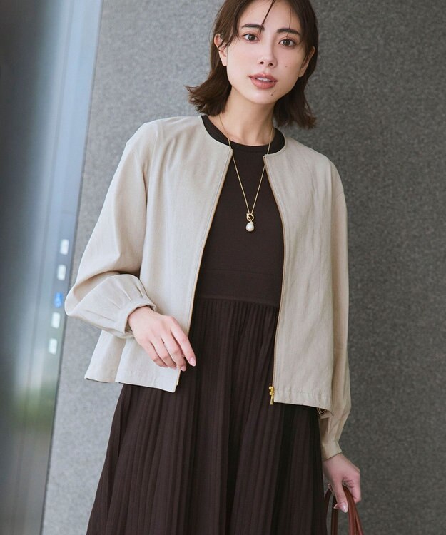 23区 リネンレーヨンストレッチ ノーカラー ブルゾン ベージュ系