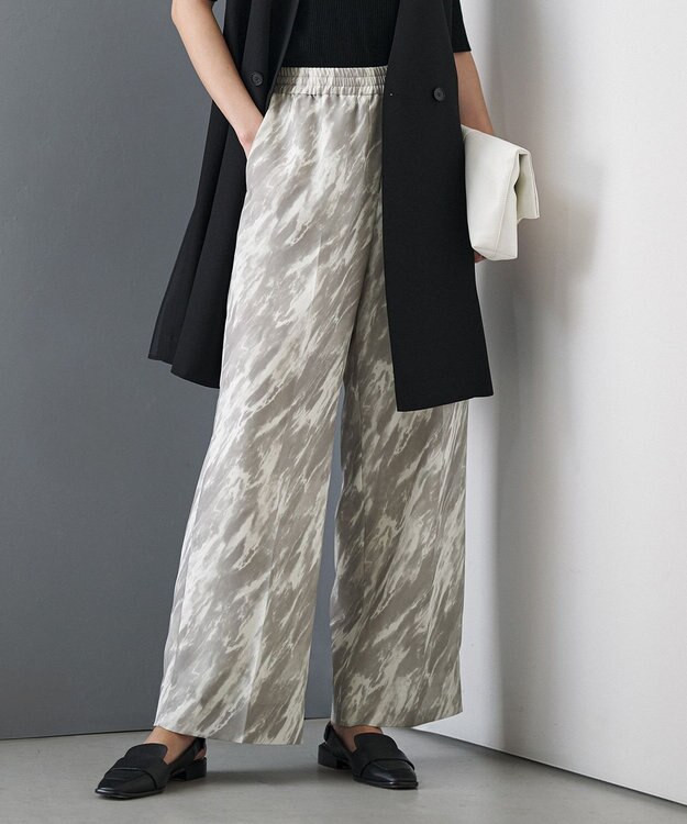 ICB 【CLASSY.掲載・WEB限定カラーあり】FluidBackSatin ワイドパンツ マーブル調プリント［総裏］