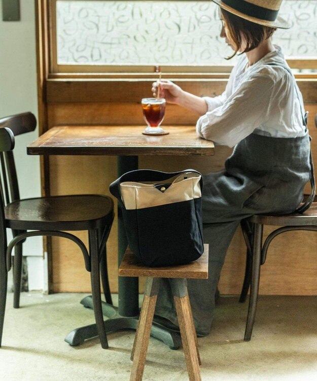 NIZYU KANO TWO-TONE ミニトート 生成り×ブラック