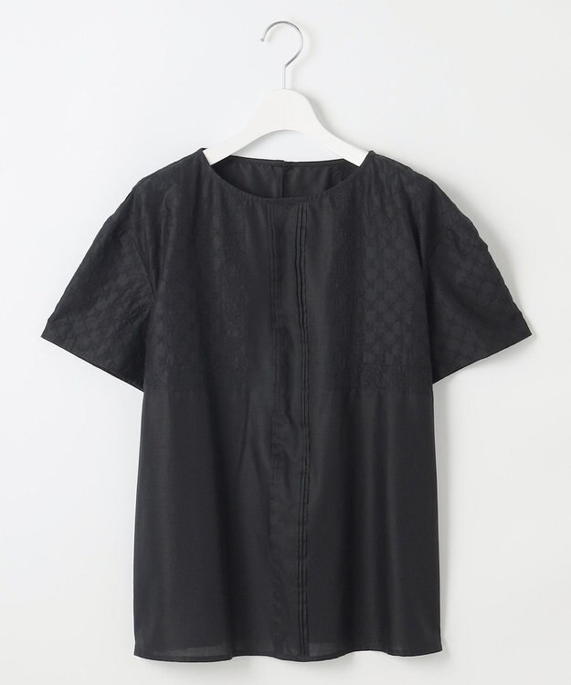 自由区 【接触冷感・洗える】エンブロイダリーローン Tブラウス ブラック