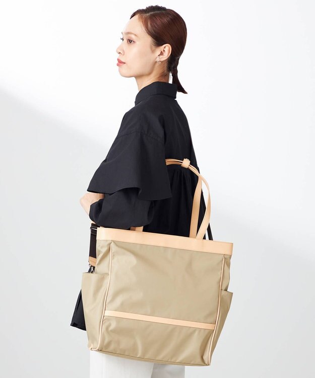 Y'SACCS トラベル ホライズン2WAYトート ベージュ