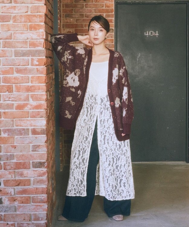earth music&ecology フラワージャガードラメシャギーカーディガン Bordeaux