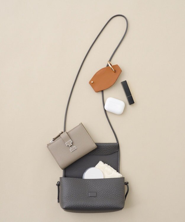 IACUCCI ＜STORY掲載＞アルブメ ALCE グレー
