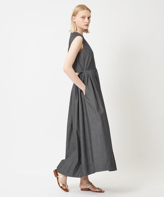 BEIGE， POMEGRANATE / フレアワンピース Chambray Black