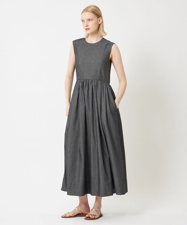 BEIGE， POMEGRANATE / フレアワンピース Chambray Black