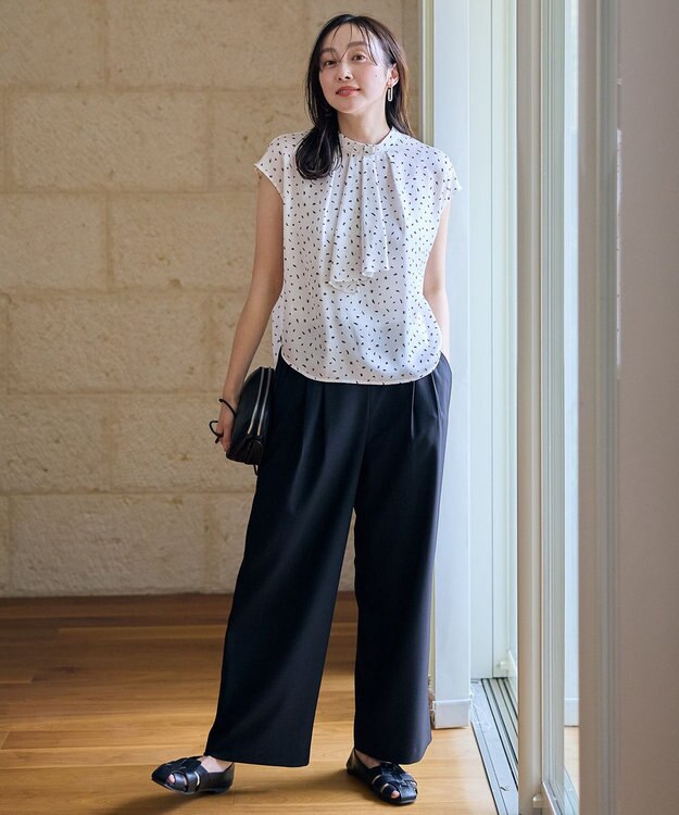 ANY ボウタイブラウス エクリュベース