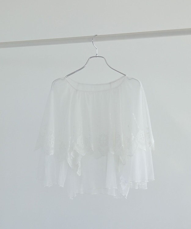 Green Parks ■ＥＳＣＡＲ　チュール刺繍ハンカチーフブラウス Off White