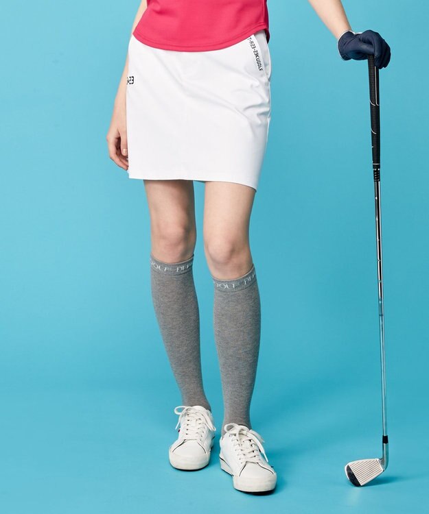 23区GOLF 【WOMEN】【防透/ストレッチ/撥水】スケトラドビーストレッチ モチーフ スカート ホワイト系