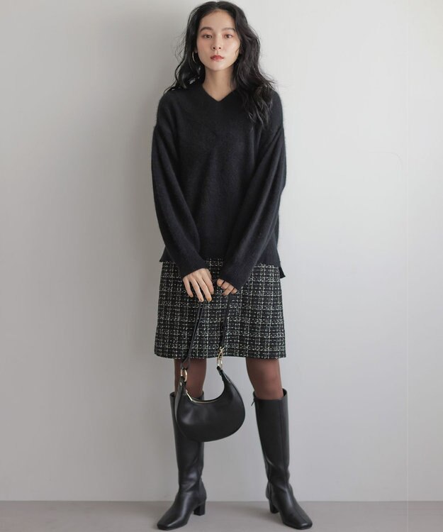 組曲 S フラッフィーファーＶネック ニット ブラック系