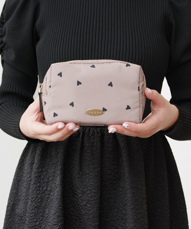 TOCCA 【撥水】DANCING LOVE POUCH ポーチ ベージュ系