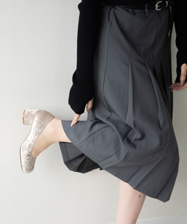 Bridget Birkin 【Bridget Birkin】トップラインビジューオブリークパンプス ベージュ雑材