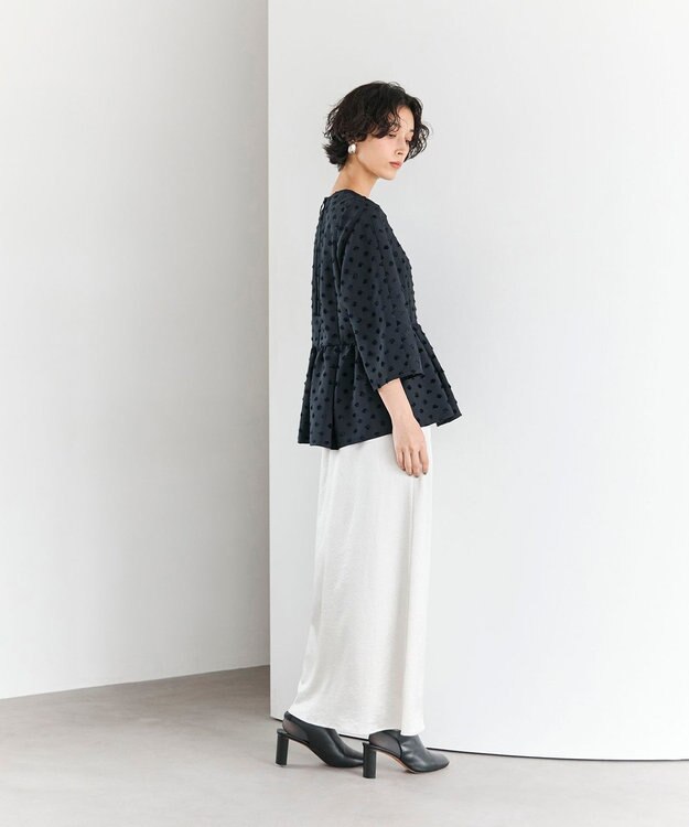 #Newans 【洗濯機可】ジャガ―ドドットペプラムブラウス ネイビー