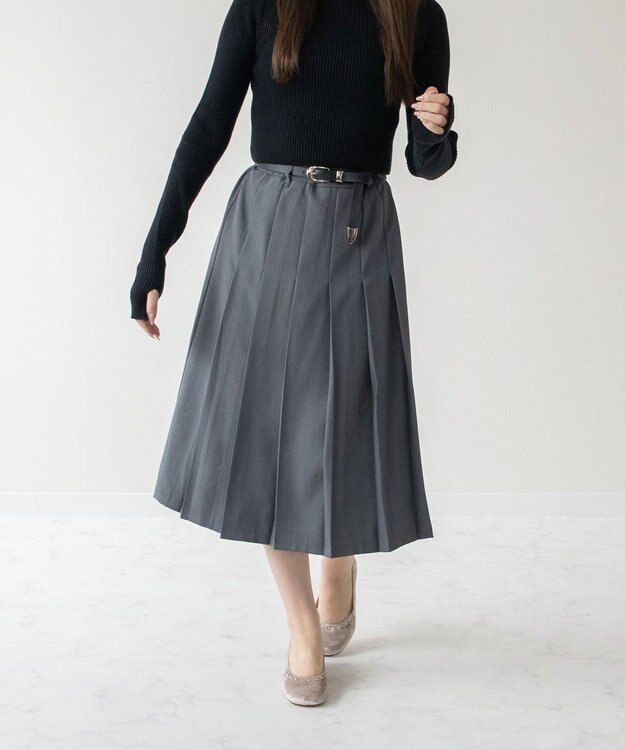 Bridget Birkin 【Bridget Birkin】トップラインビジューオブリークパンプス ベージュ雑材