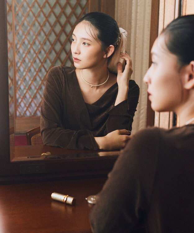 earth music&ecology シアーベロアドレープネックプルオーバー Brown