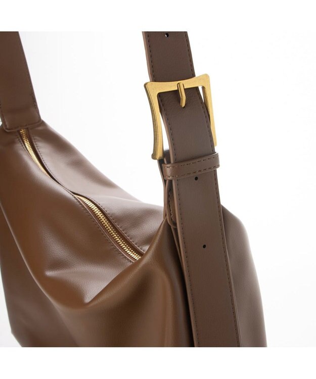 UNBILLION カシュカシュ cachecache / バックル付きビッグショルダー チョコ