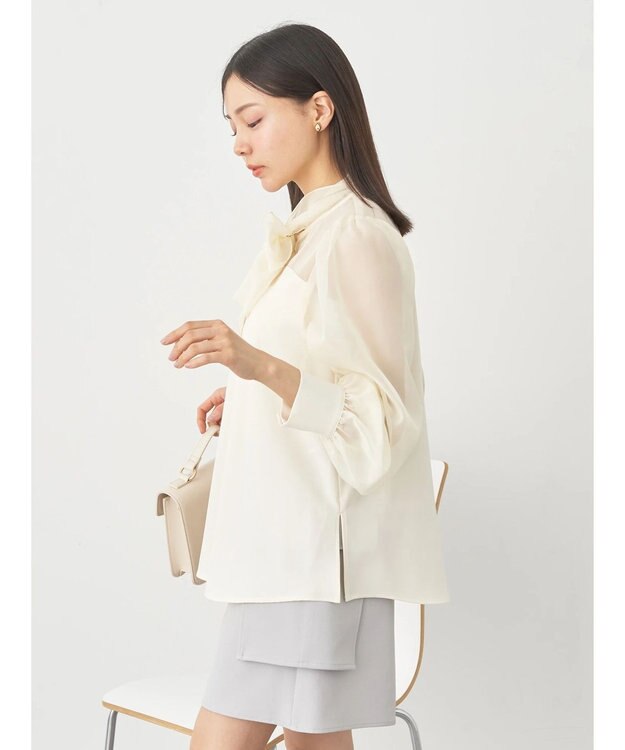 earth music&ecology シアードッキングブラウス Ivory