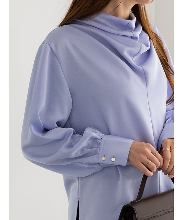 Te chichi ドレープネックブラウス《2025Autumn catalog vol.2 item》 ブルー
